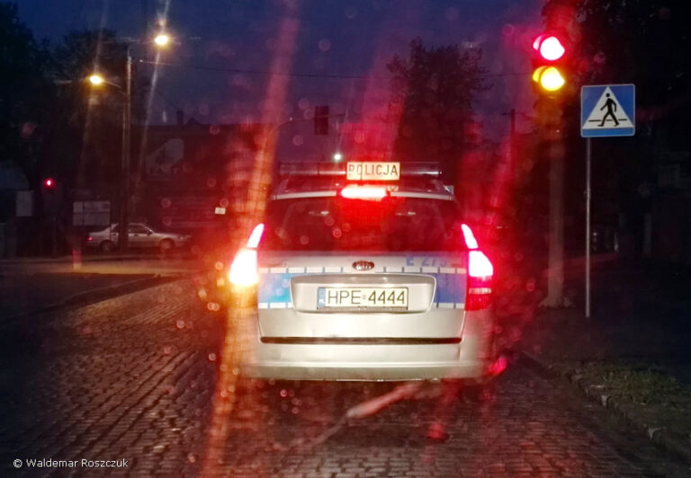 radiowoz-w-terenie