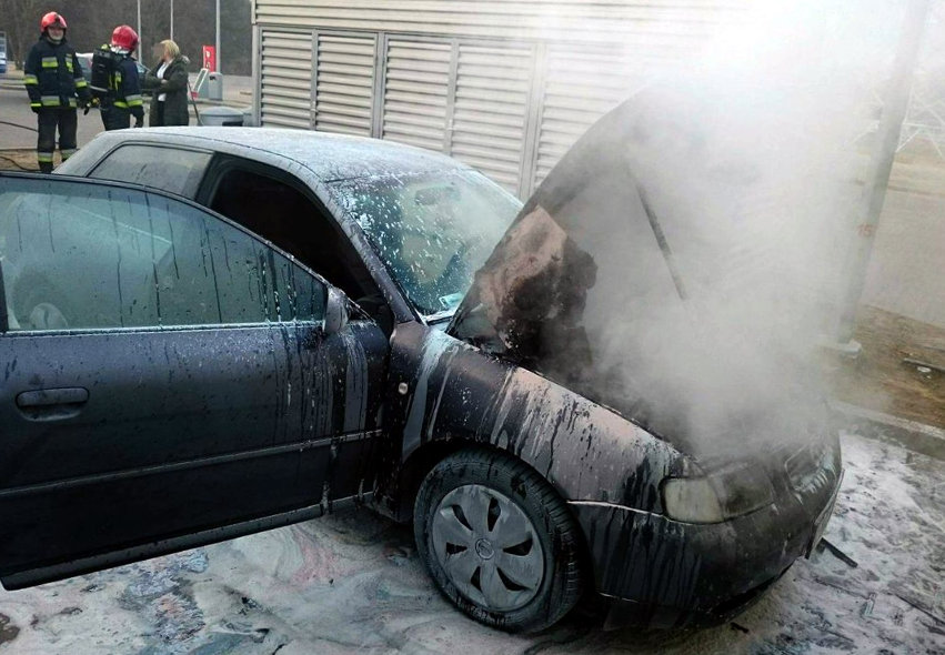 Pożar auta w Nowej Soli