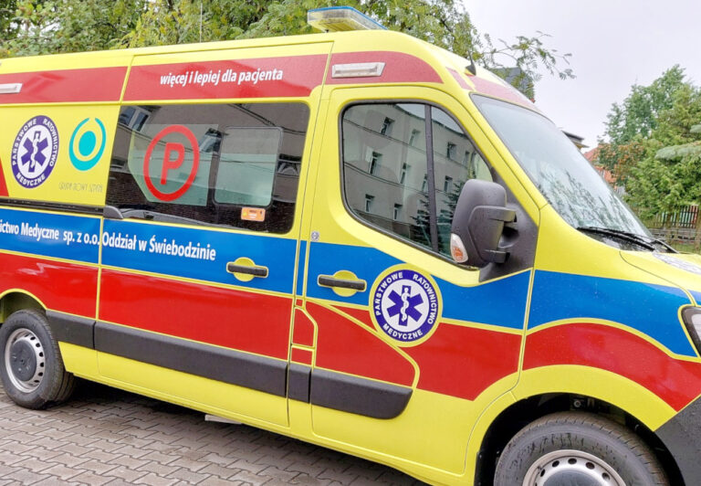 ambulans-nowy-szpital-swiebodzin-n